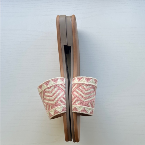 Pink Sandals - Picture 2 of 4